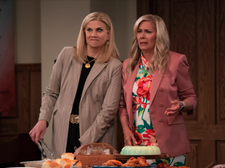 Kristen Johnston and Leanne Morgan in Leanne (2025)